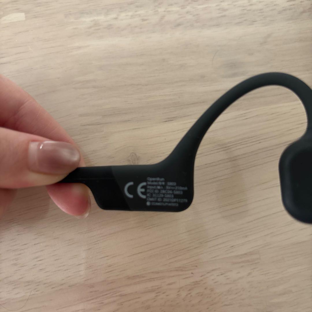 【美品】SHOKZ 骨伝導イヤホン　Open Run