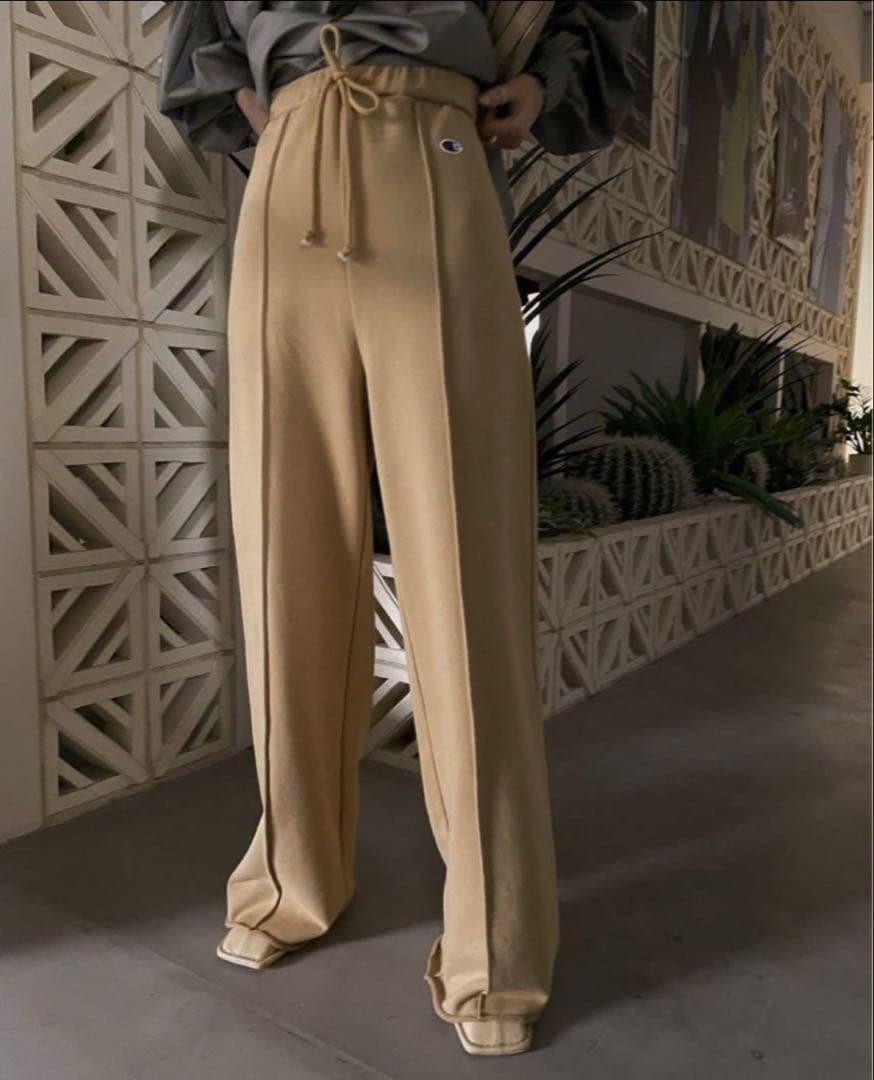 ameri vintage×champion限定コラボスウェット