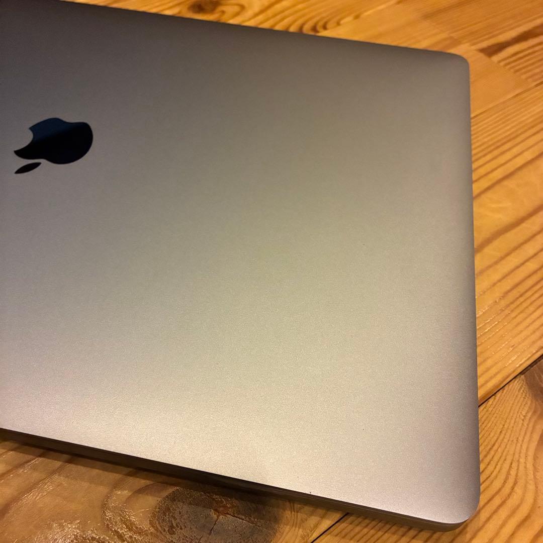 Apple MacBook Pro 2019 ジャンク　画面不具合　16インチ