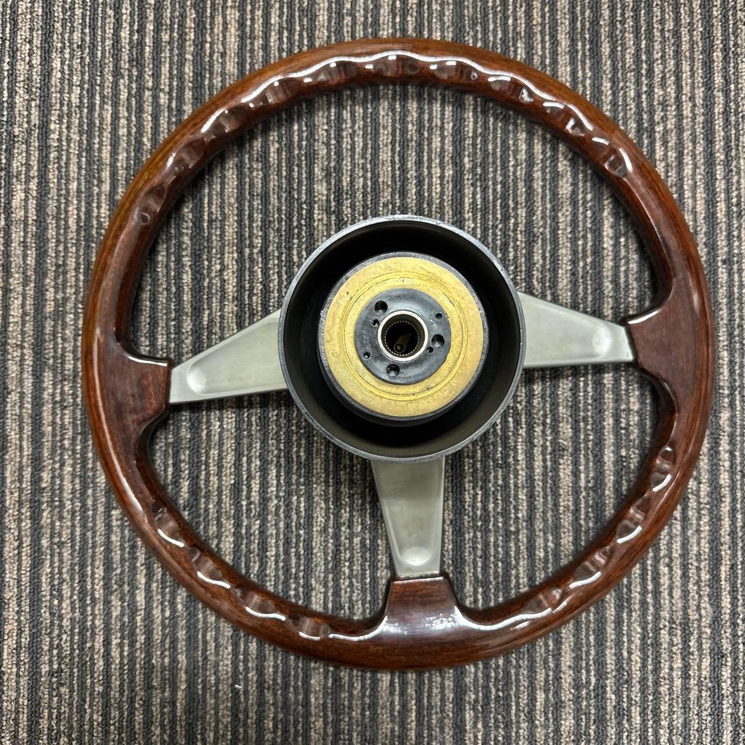 momo ステアリングホイール ウッド＆ホーン＆ボス