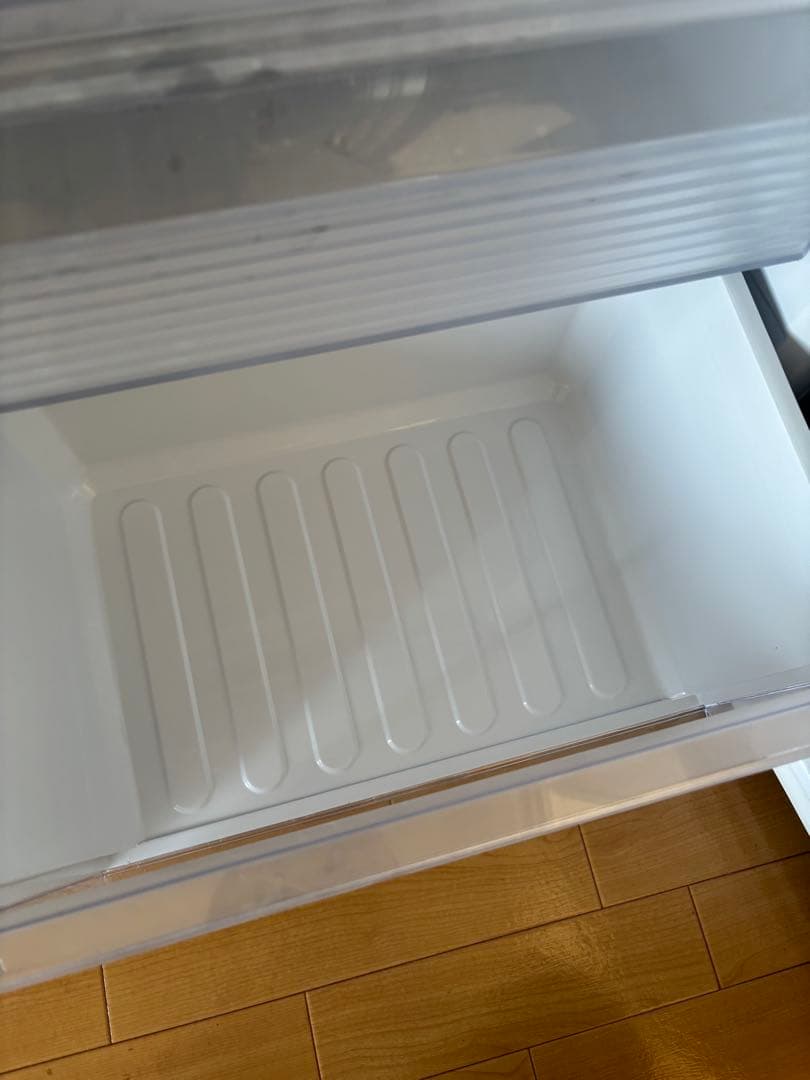 シャープ　ノンフロン冷凍冷蔵庫　SJ-PD28H-W