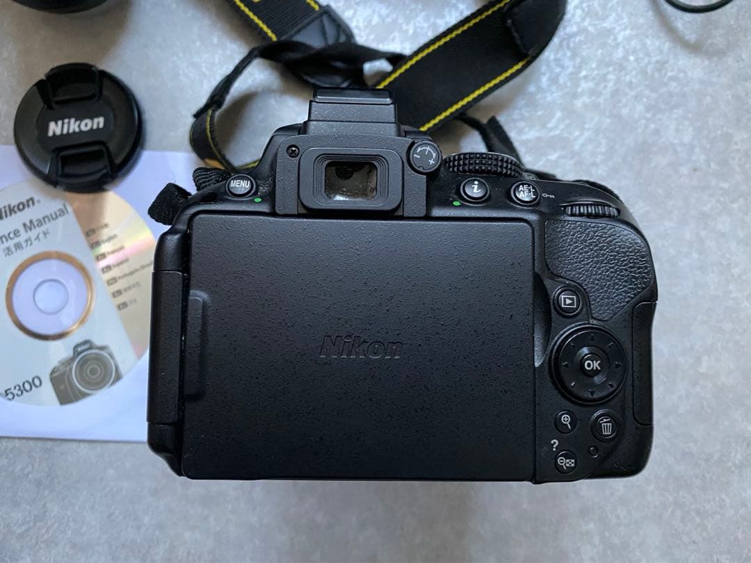 Nikon D5300 デジタル一眼レフカメラ　ダブルレンズセット
