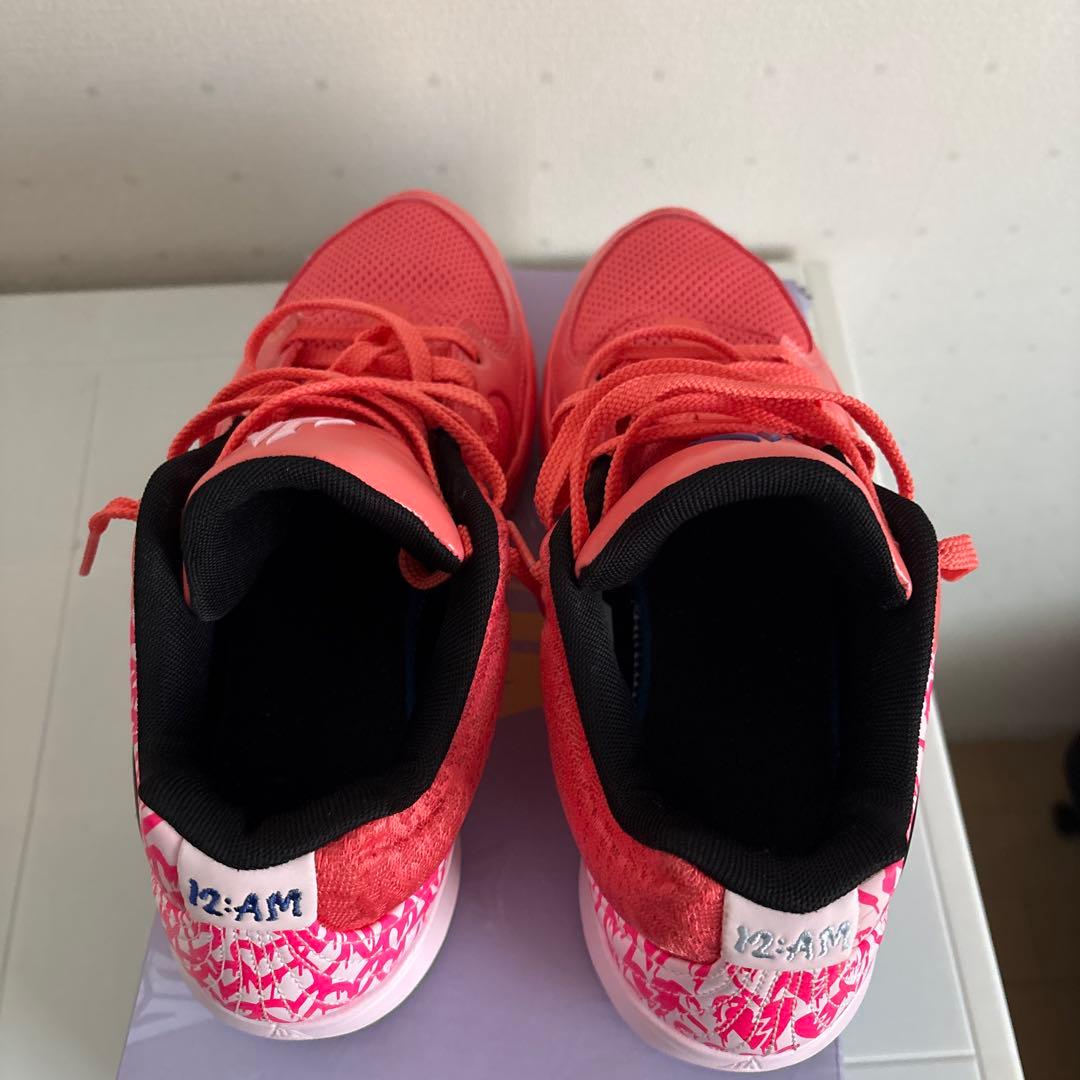 Nike ジャ2 バレンタイン