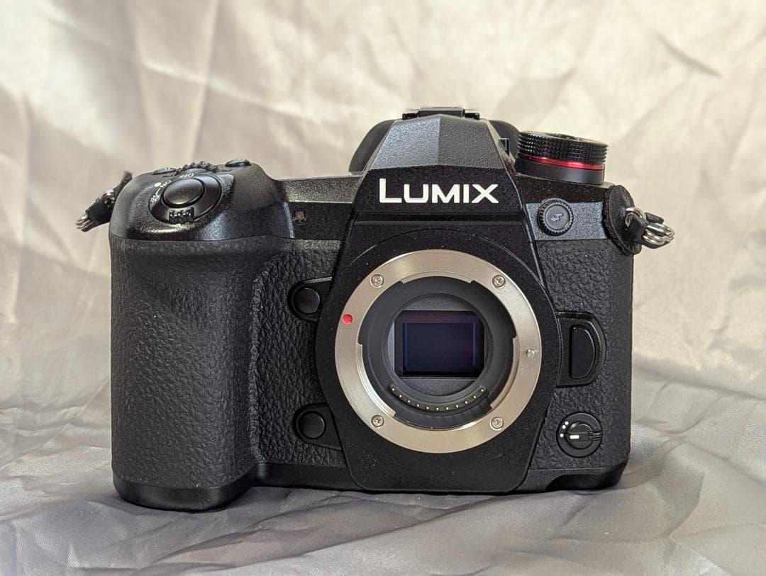 良品 パナソニック LUMIX DC-G9 PRO ボディ シャッター2644回