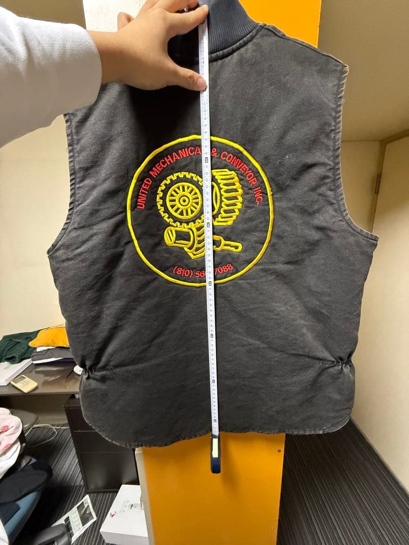 Carhartt ブラック ベスト TIMBUCK