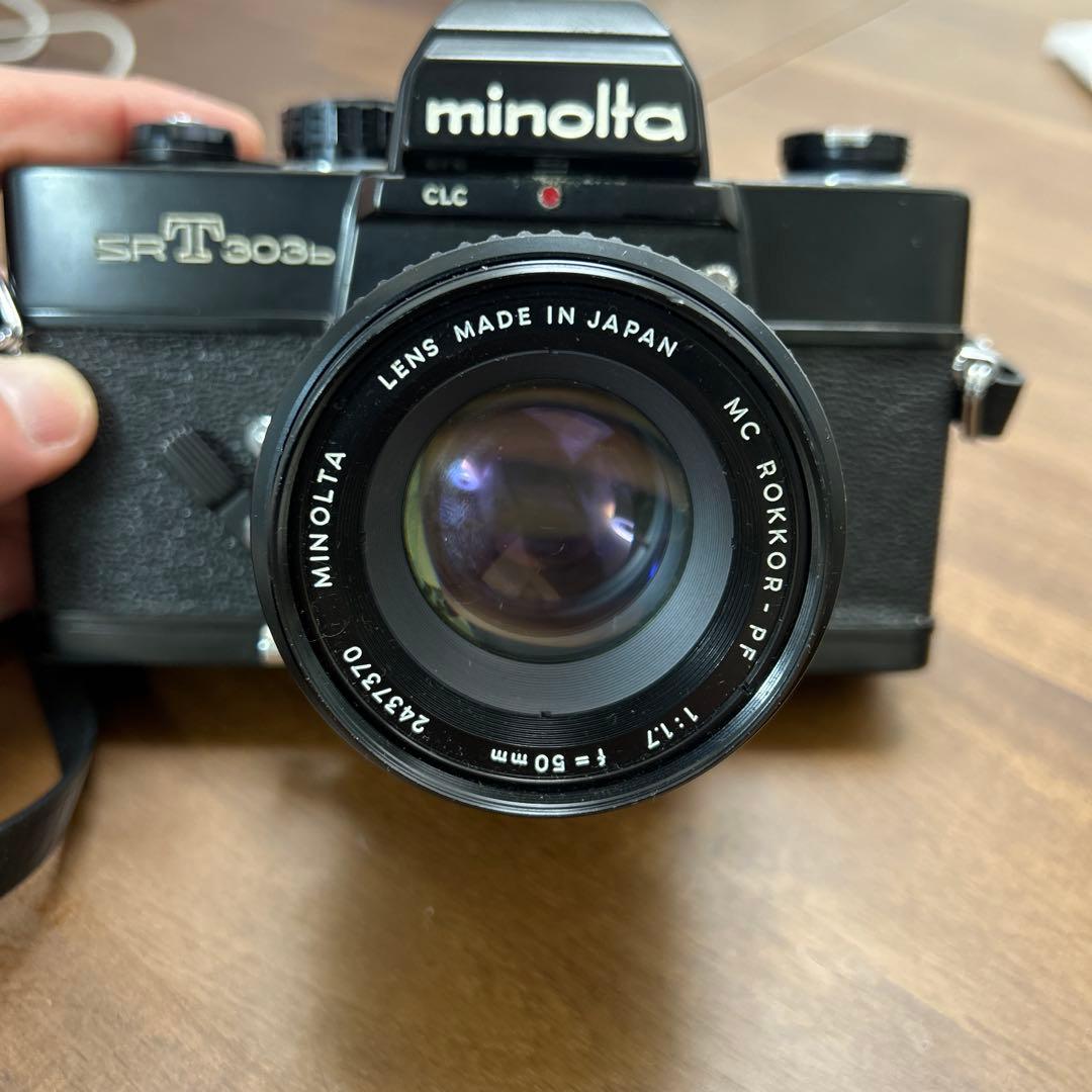 一眼レフminolta SRT303b