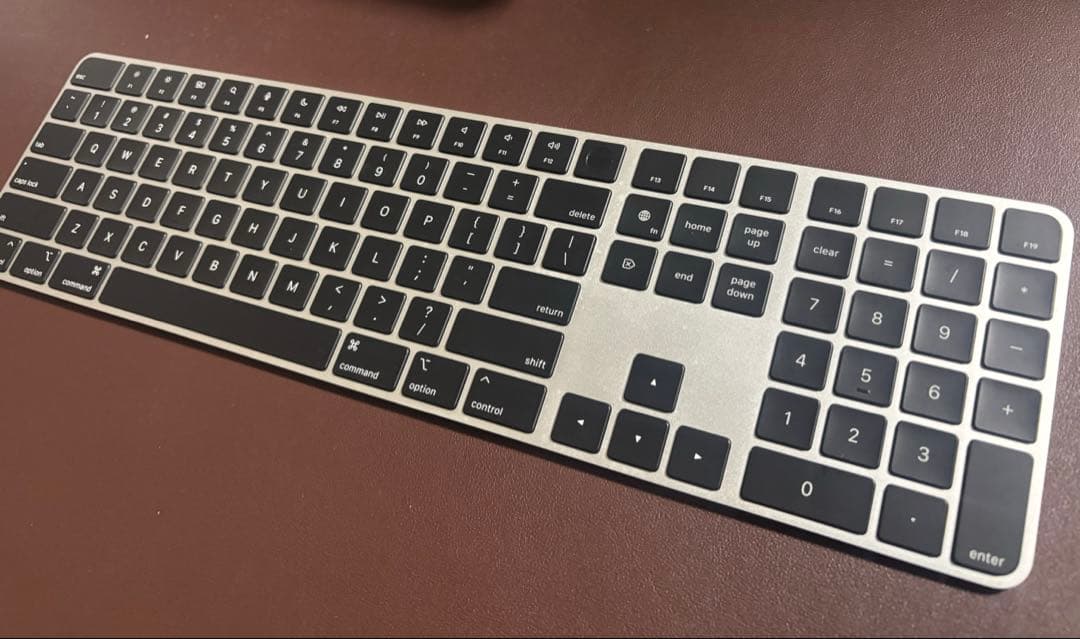 Apple Magic Keyboard with Touch ID テンキー