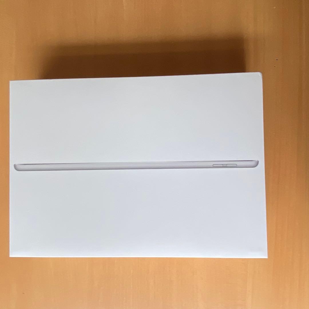 Apple iPad 8世代、Wi-Fi、cellular、32GB ケース