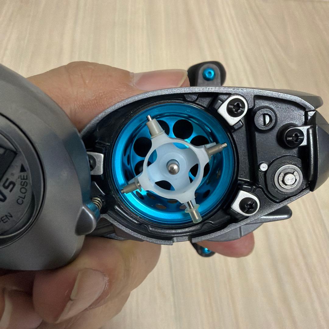 09アルデバラン KTFスプール、ハンドル、7.9ハイギア化　美品