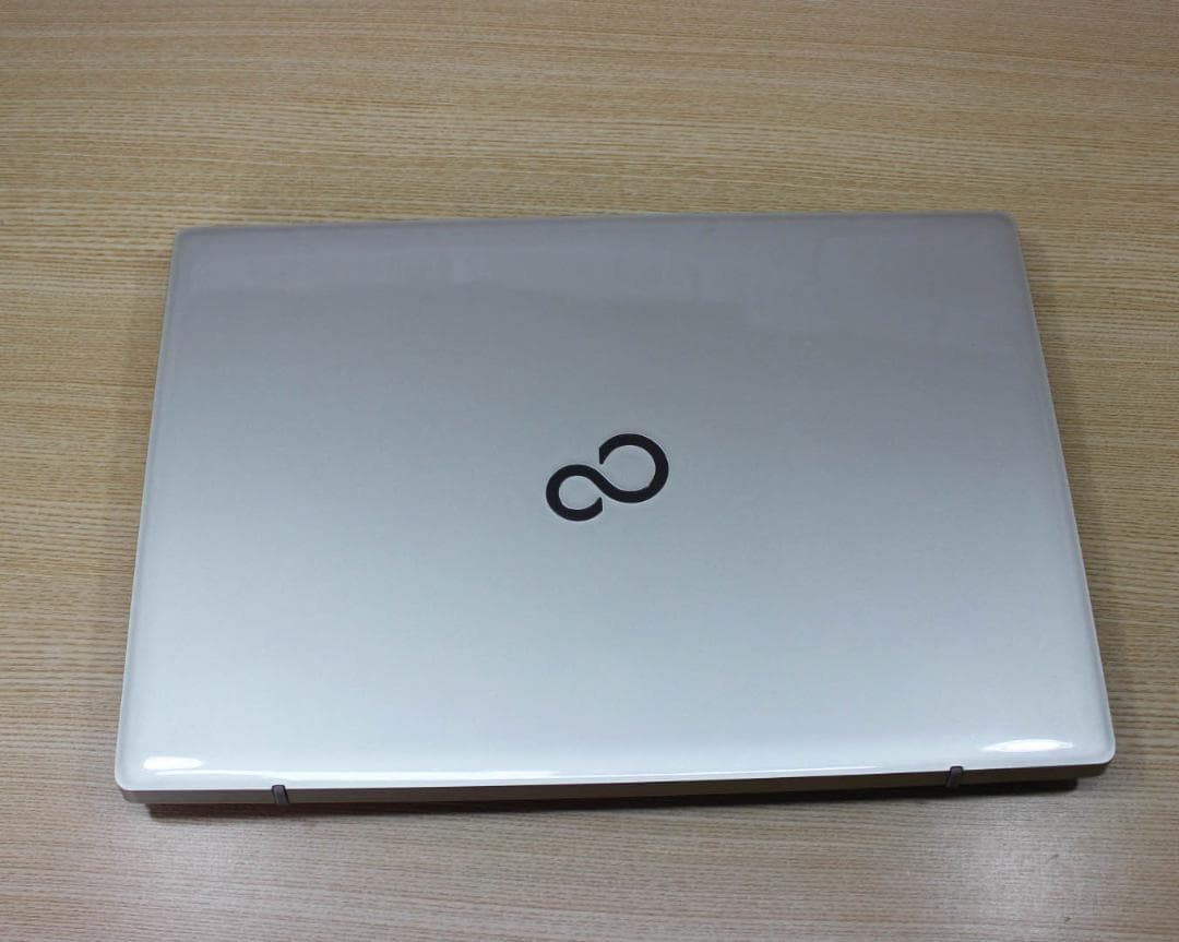 ✨美品 Core i3✨SSD搭載 フルHD Windows11 オフィス付き