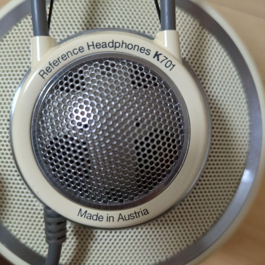 AKG ヘッドホン