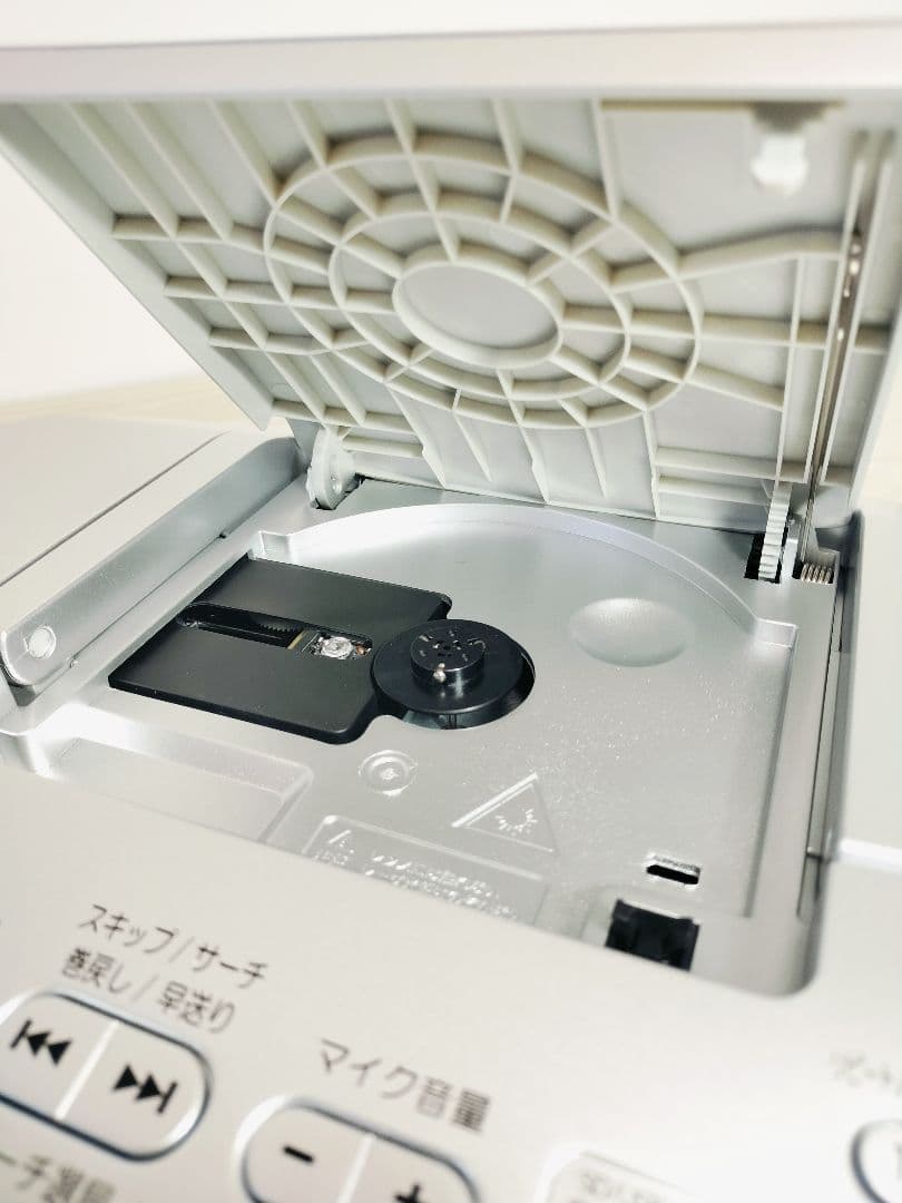 美品 22年製 TOSHIBA TY-CDX91 SD/USB/CDラジカセ