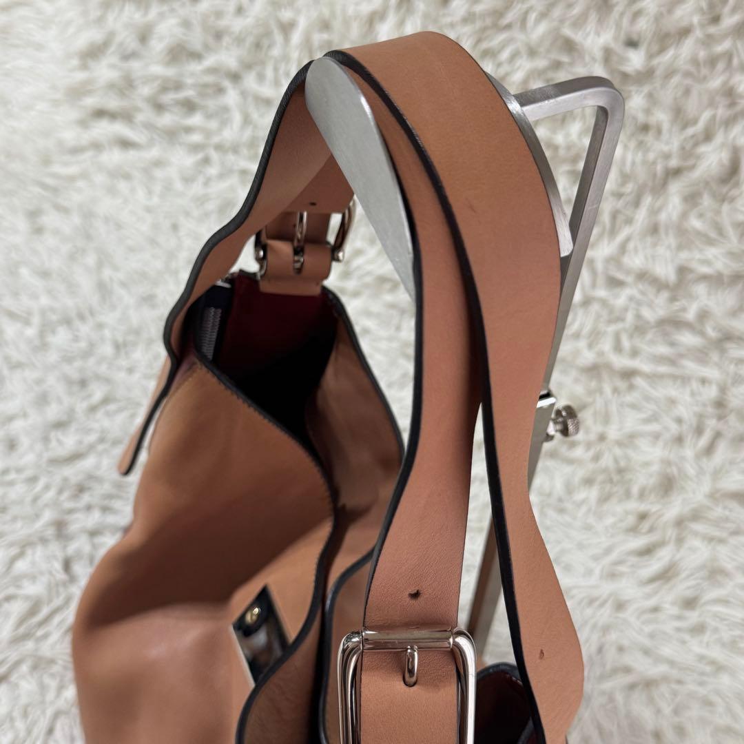 マルニ　バイカラー　ホーボー　レザー　ショルダー　バッグ　ポーチ付　ブラウン