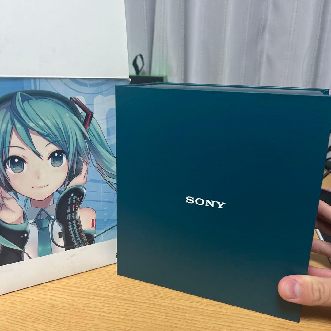sony初音ミクヘッドホン
