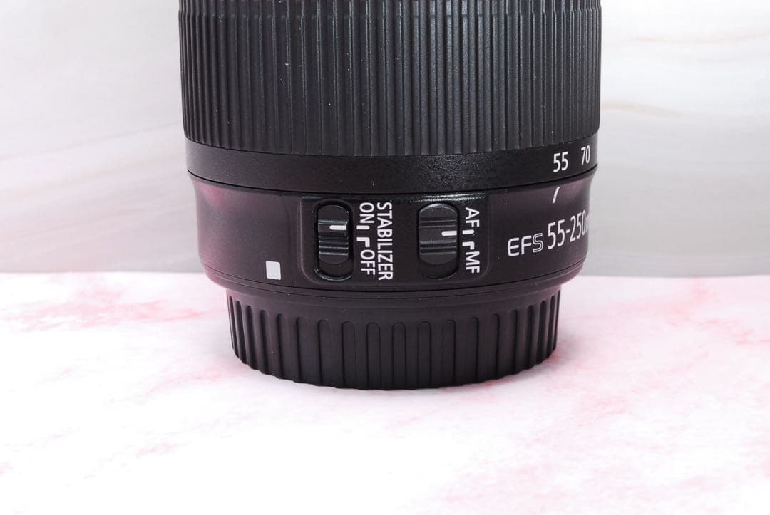 大人気❣️Canon EF-S 55-250mm IS STM 高性能望遠レンズ
