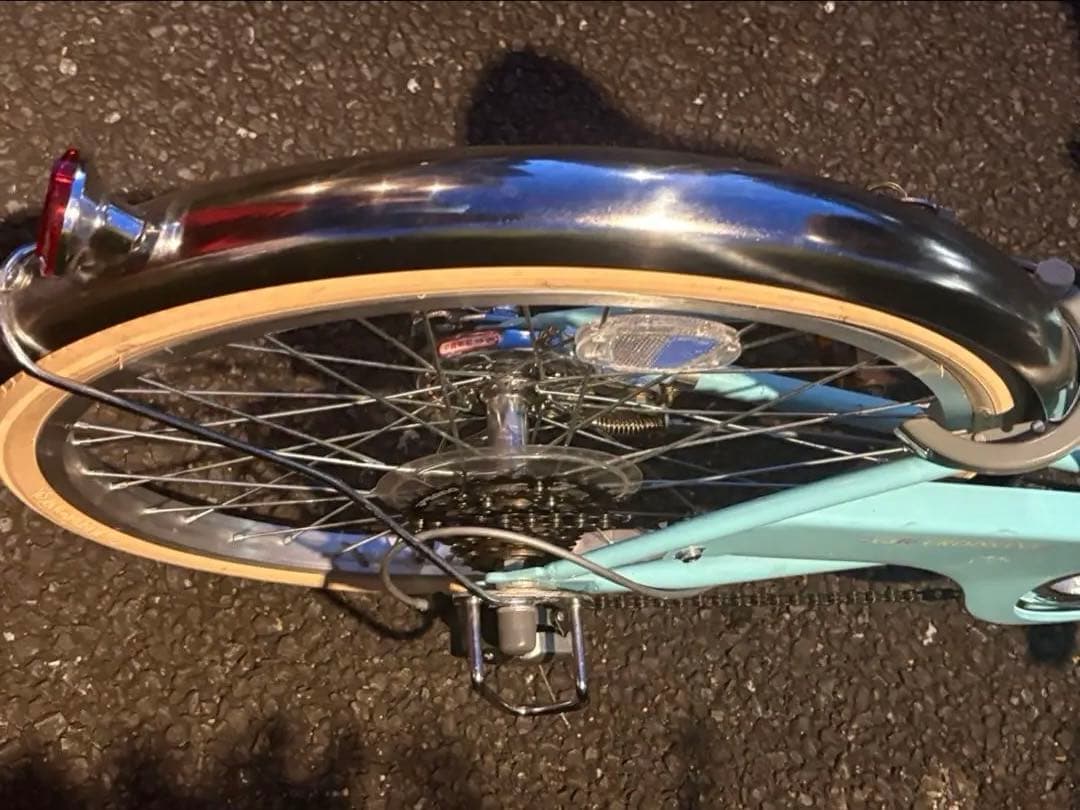 【美品】レトロデザイン子供用自転車 20インチ Café Croissant