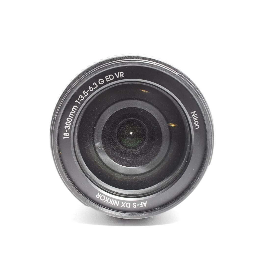 望遠レンズ AF-S DX NIKKOR 18-300mm f/3.5-6.3G