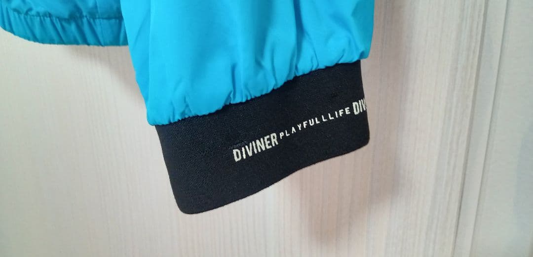 ディバイナーゴルフ　ジャケット　トミー　ブルー