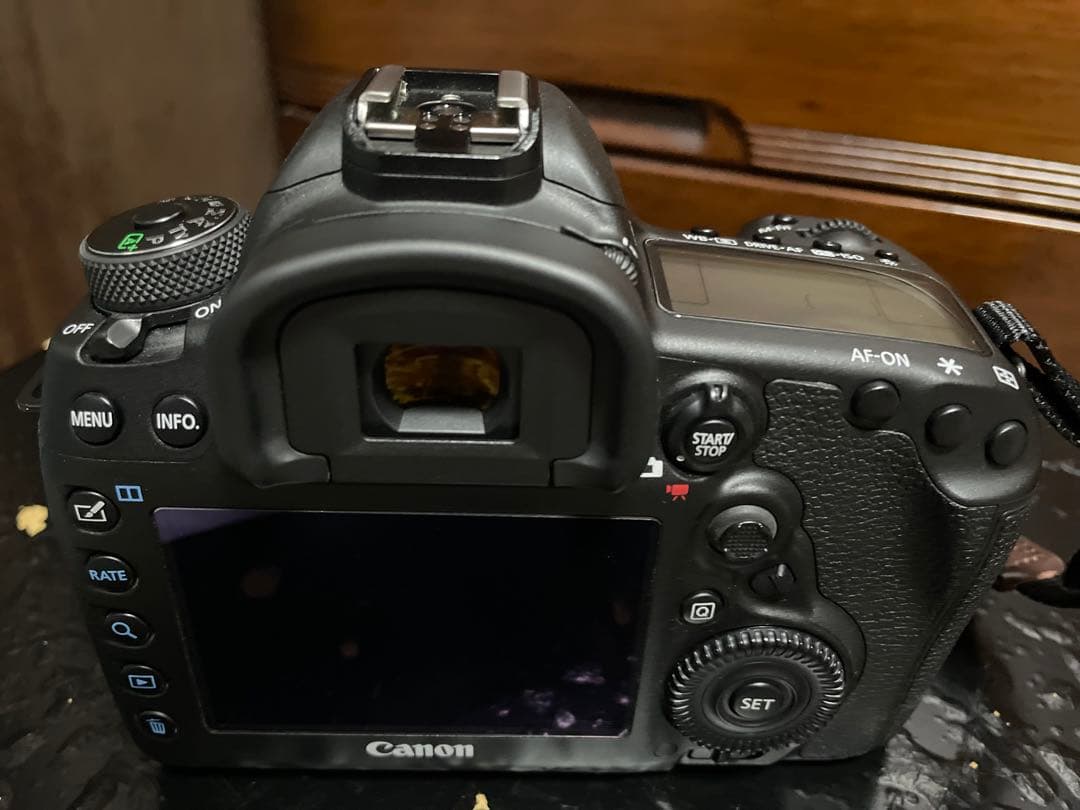 Canon EOS 5D Mark Ⅳ 本体とレンズセット＋三脚+エクステ