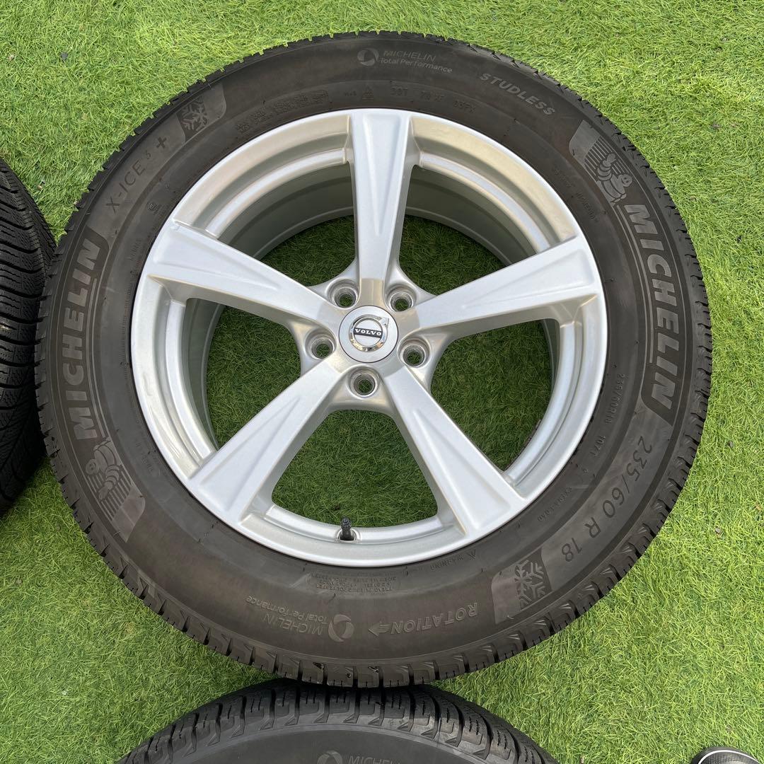 ボルボXC90 235/60/18スタッドレスタイヤホイールセット