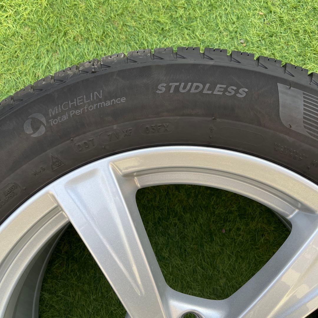 ボルボXC90 235/60/18スタッドレスタイヤホイールセット