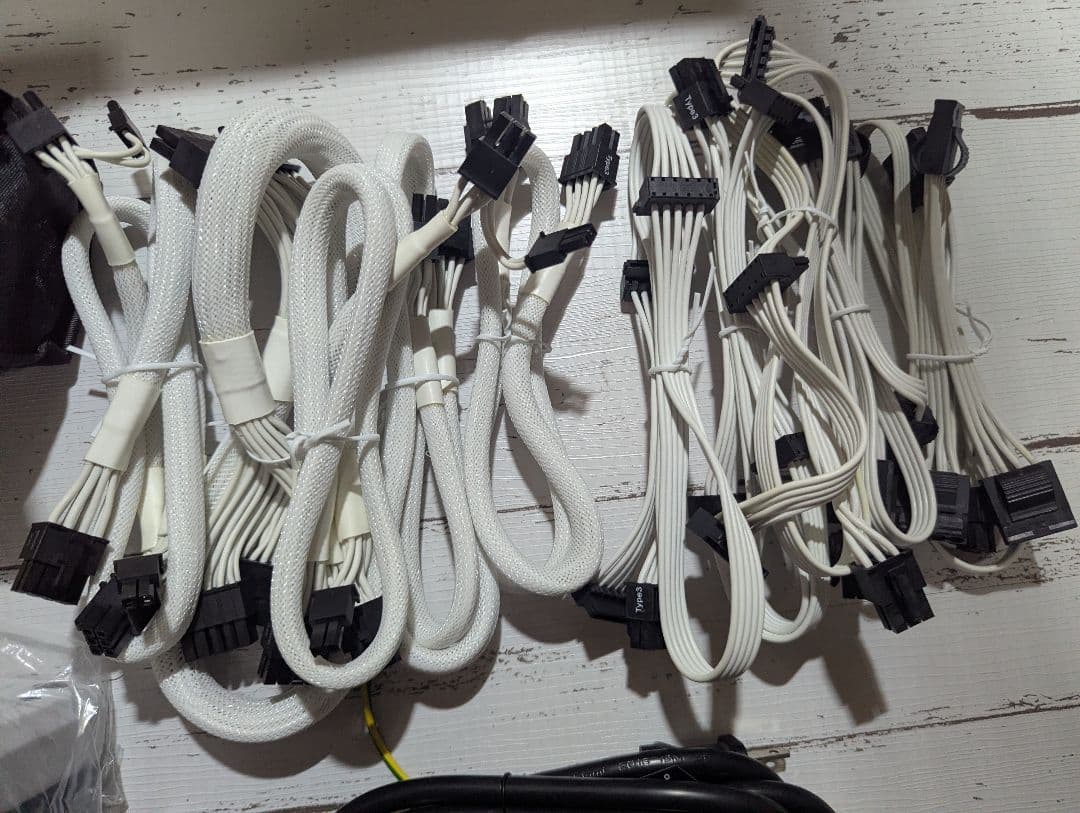 Corsair RM750x White 750W 電源ユニット ホワイト 美品