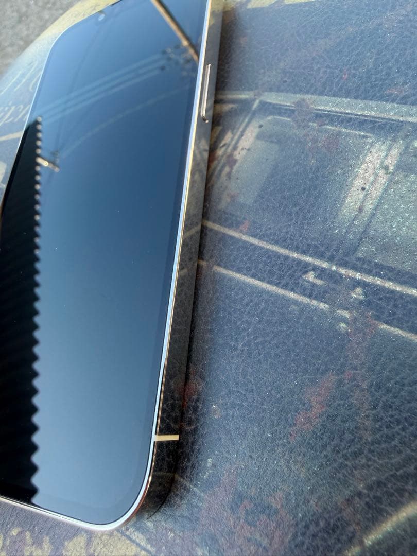 iPhone13pro 本体　シルバー