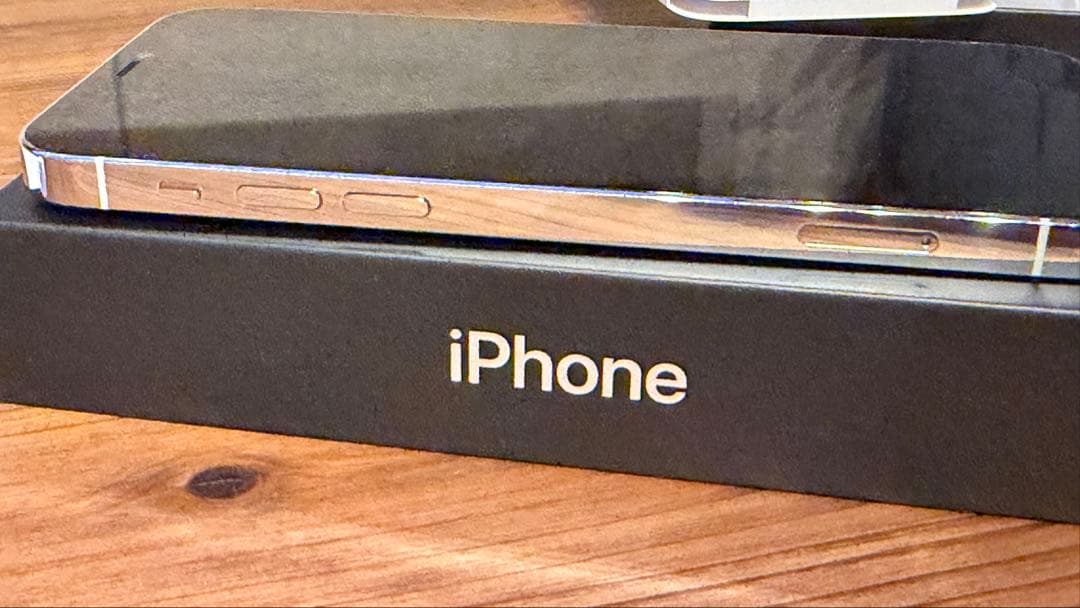 Apple iPhone 12 Pro シルバー 本体 512GB SIMフリー