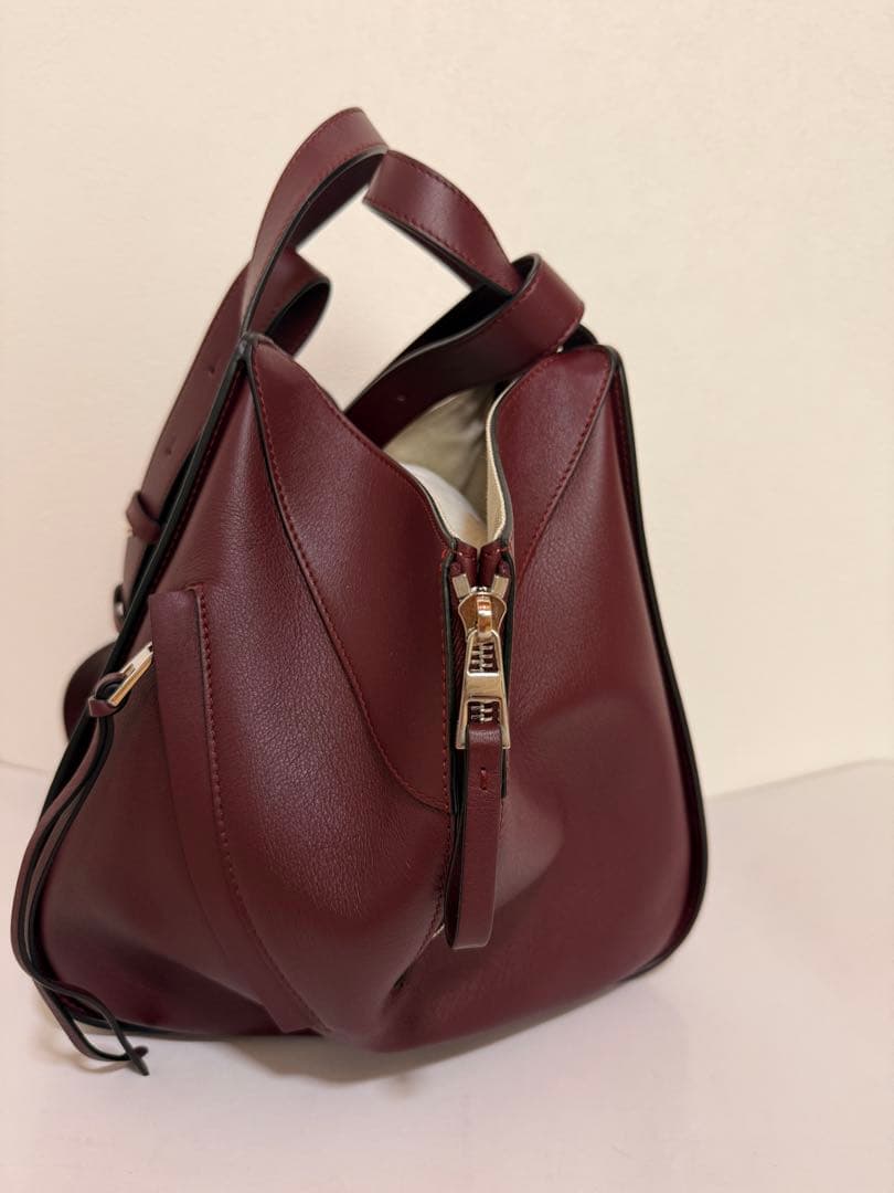 【新品未使用】☆LOEWE HAMMOCK SMALL BAG ☆バーガンディ