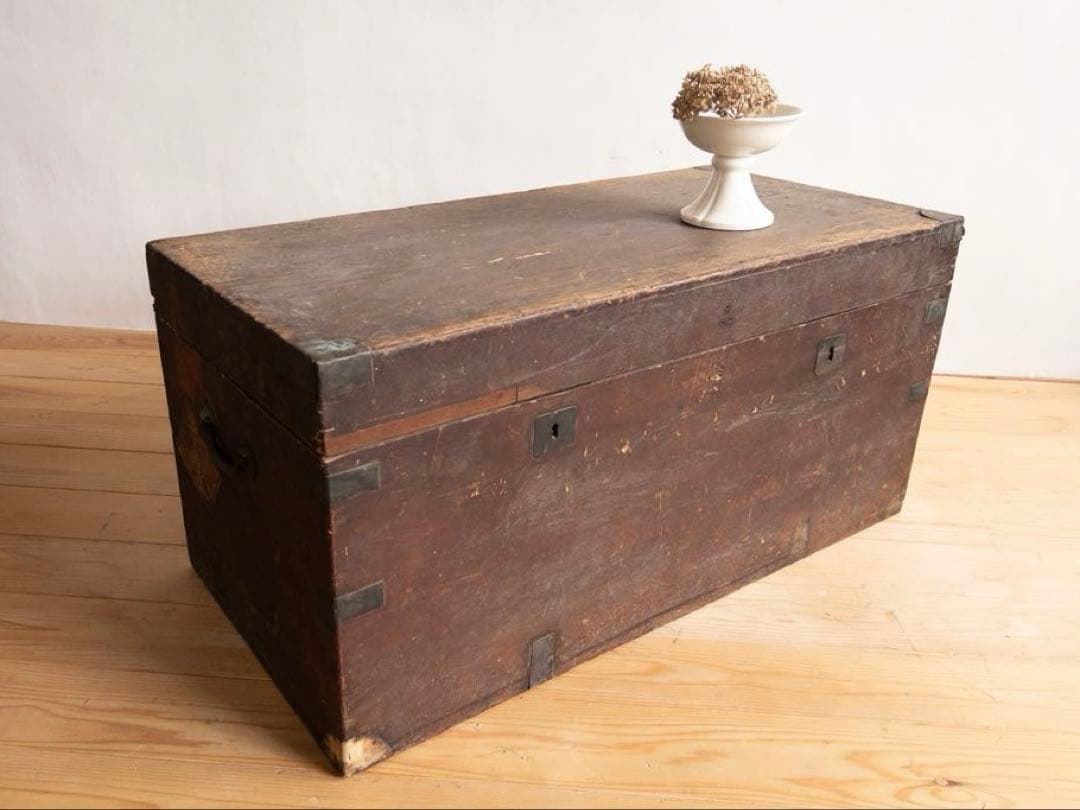 大きめ木箱　真鍮　収納箱　幅約98㎝ ディスプレイ　古道具　古家具　アンティーク