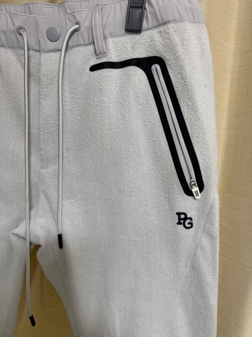 PG ロゴ付き グレー パンツ