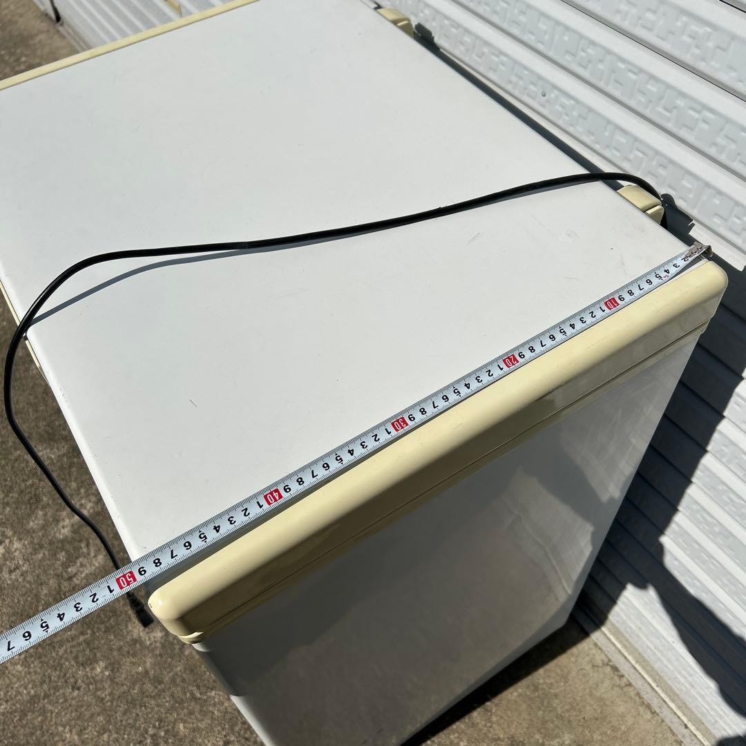 ホワイト チェストフリーザー