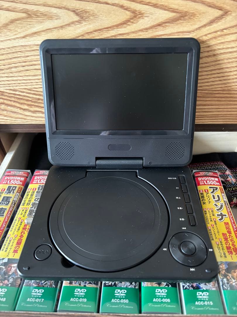DVD プレーヤー 7インチ