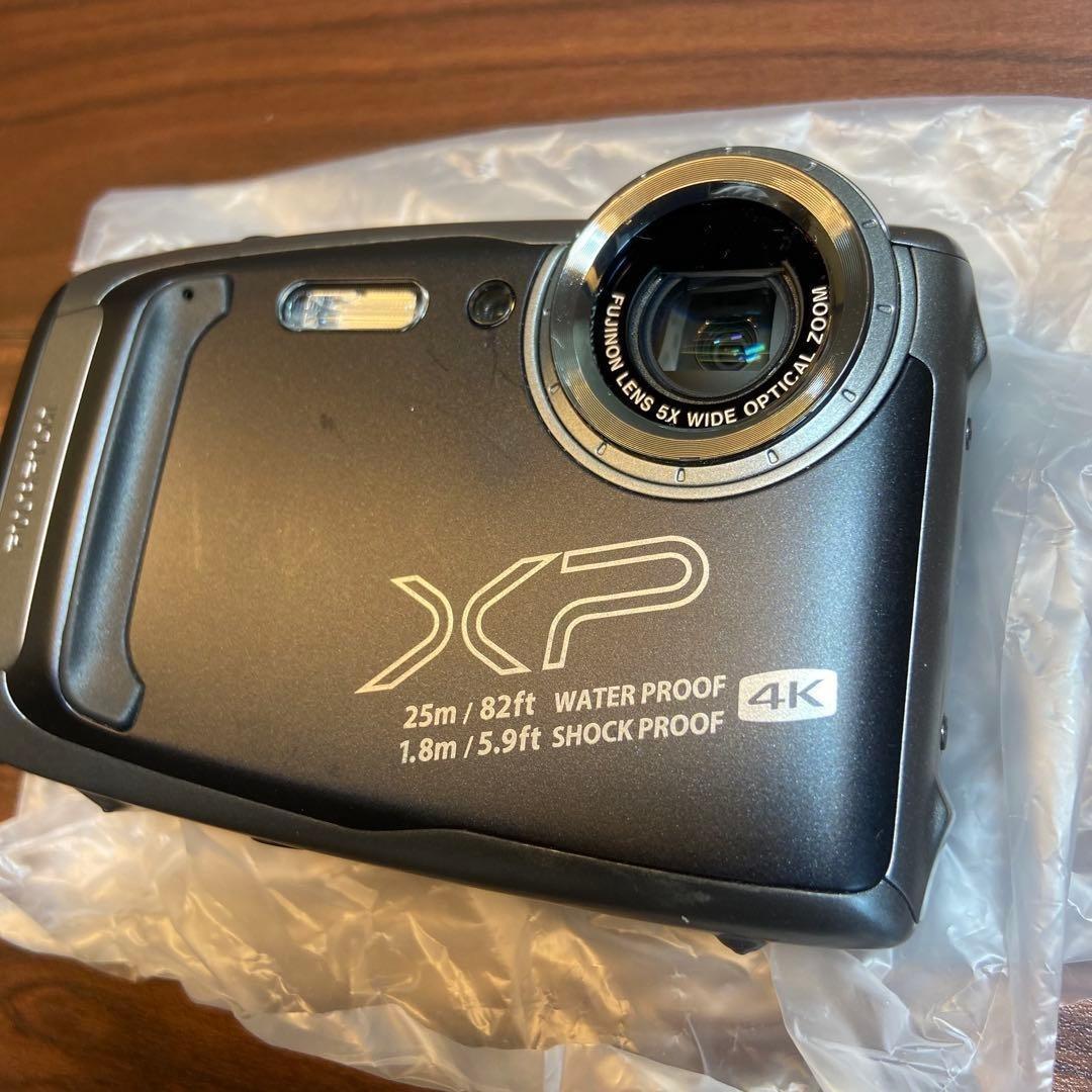 FUJI FILM FinePix XP140 デジカメ ほぼ新品 4637