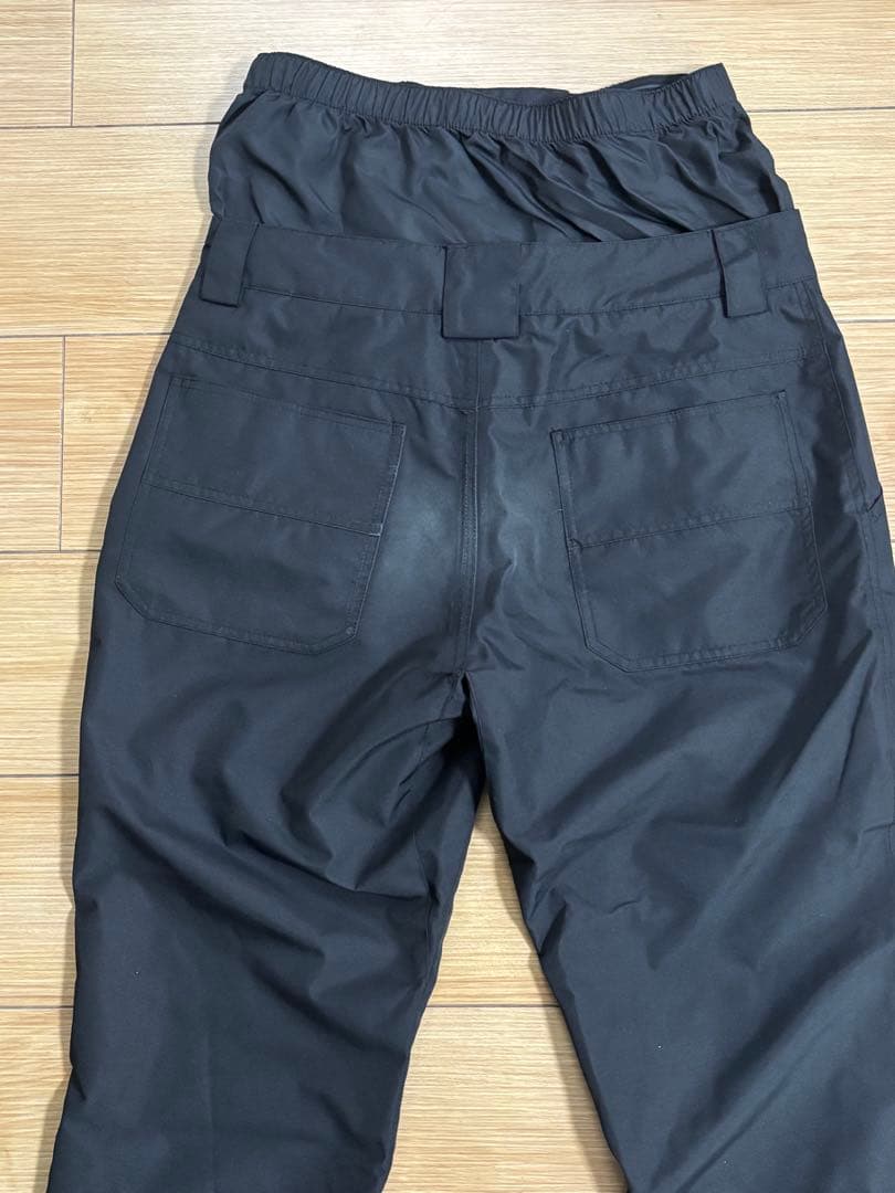 ブラックスノーボードパンツ