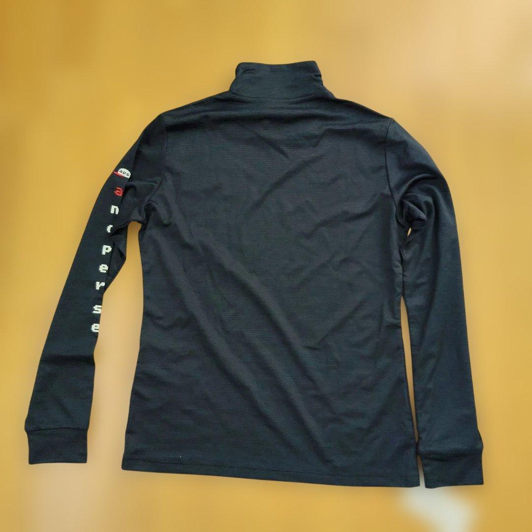 新品and per se 濃紺モックネックシャツ