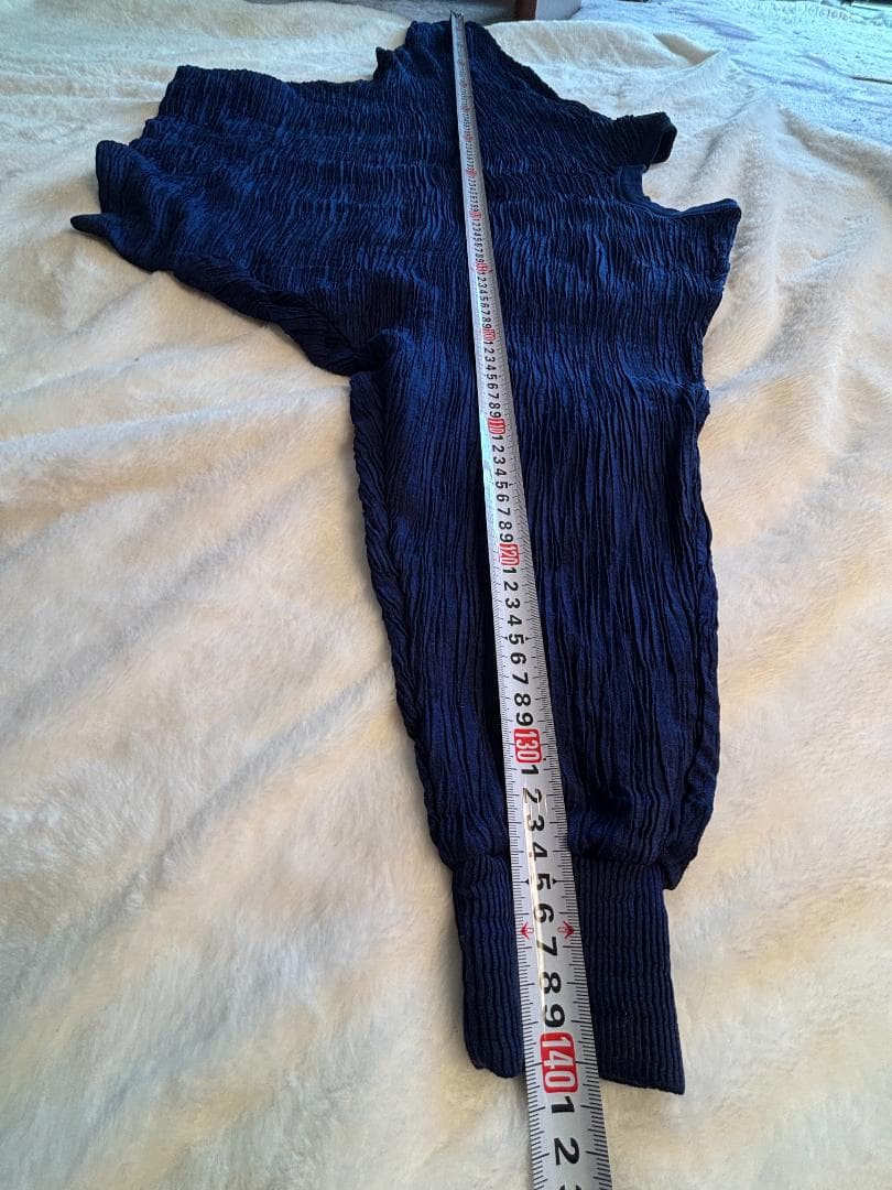 ISSEY MIYAKE　ツヤなしプリーツ加工 オーバーサイズ トップス ブルー