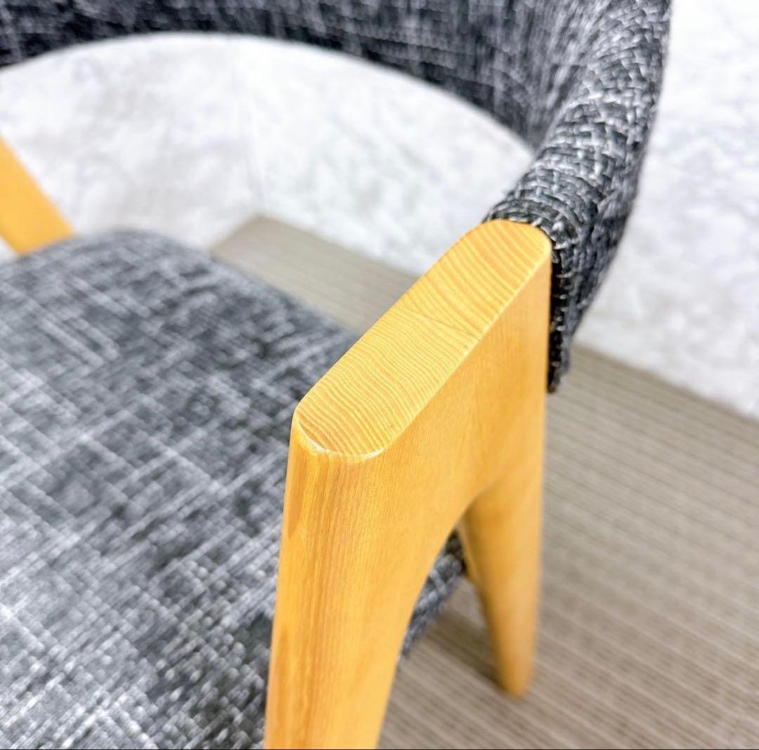 ダイニングチェア 椅子 一脚 ブラス 木製脚 ブラック ダークグレー系 張地　①