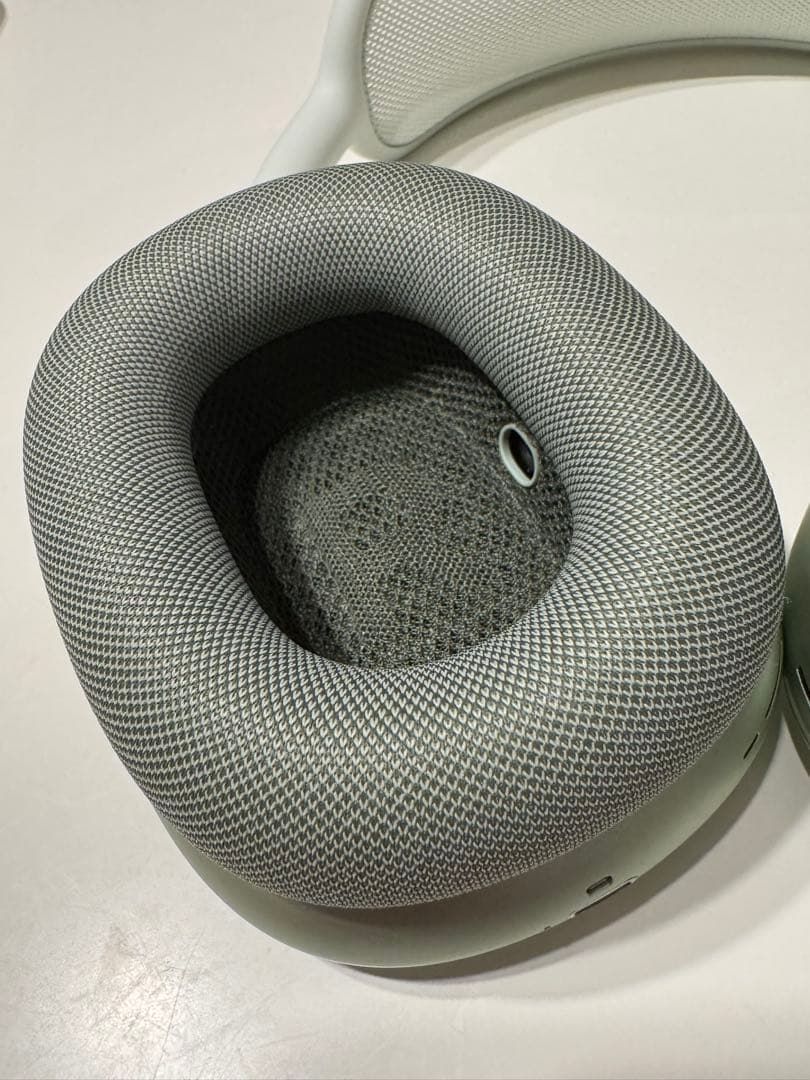 Apple AirPods Max ミッドナイトグリーン