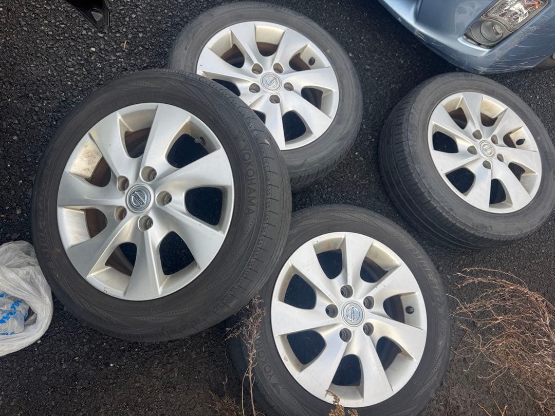 195/60R16 NISSAN Serena オリジナルアルミホイール