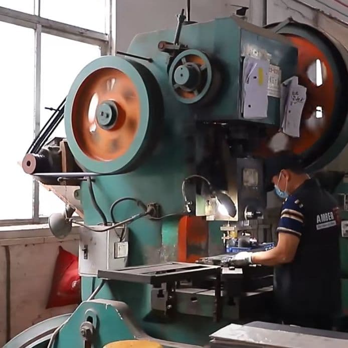 V金10号　ダマスカス包丁　ハニカム模様　ブルー柄　剣型　牛刀　三徳