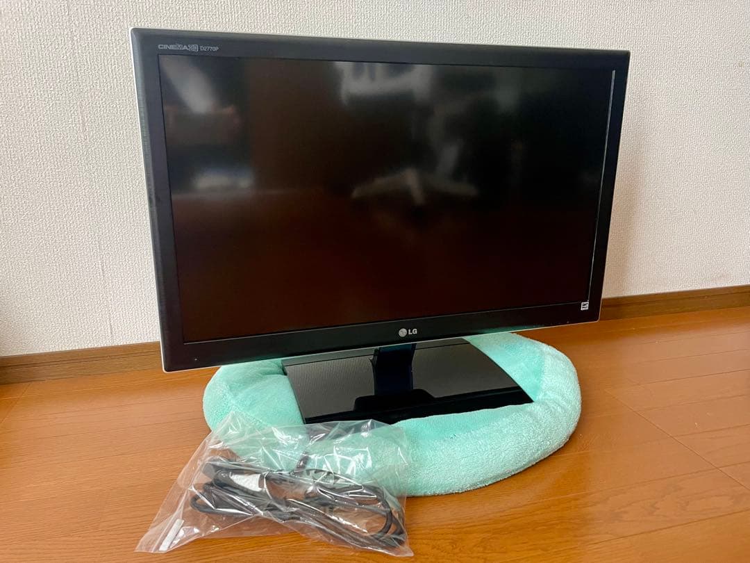 LG CINEMA 3D LEDバックライトモニター D2770P