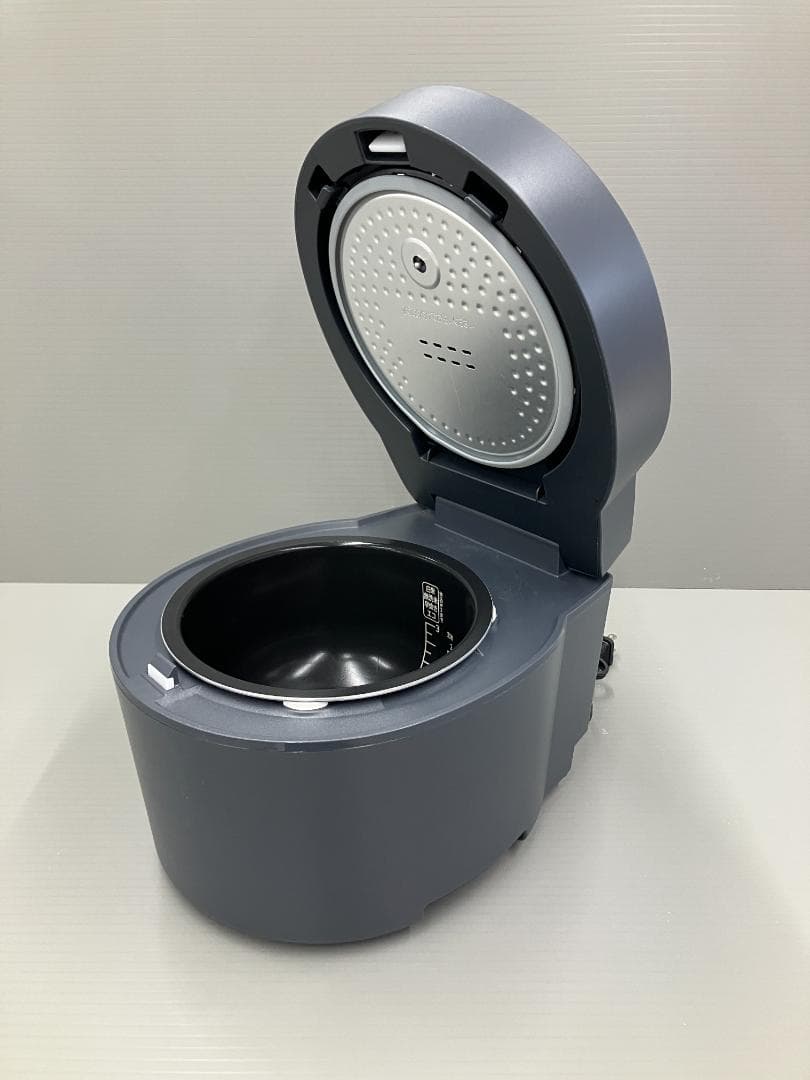 アイリスオーヤマ 炊飯器 RC-ISA30AZ-HA 2023年製