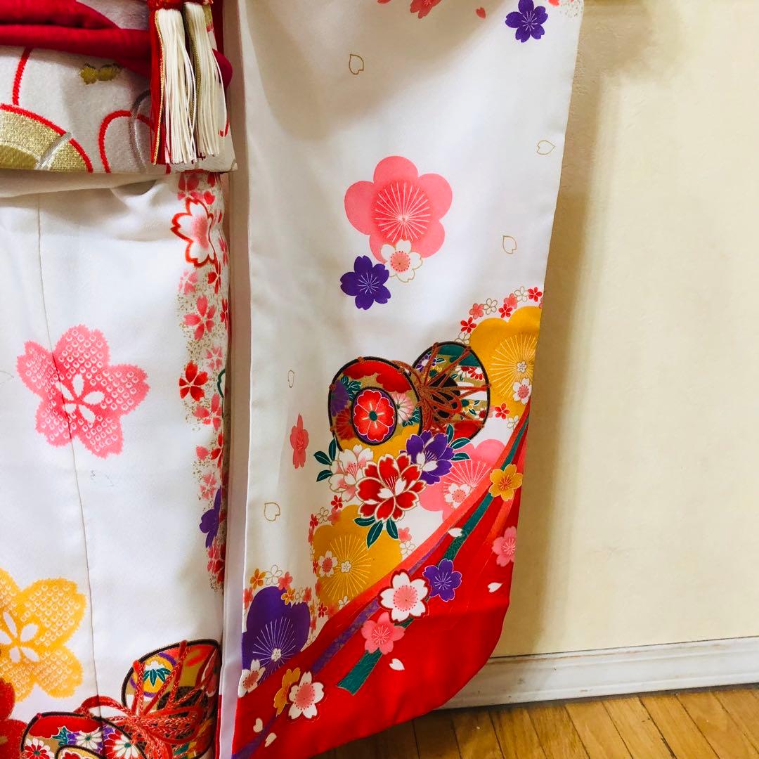 七五三七歳‼️貴重白地⭐︎手毬桜太鼓しほり柄⭐︎金彩箔煌びやか際立つ安心フルセッ逸品