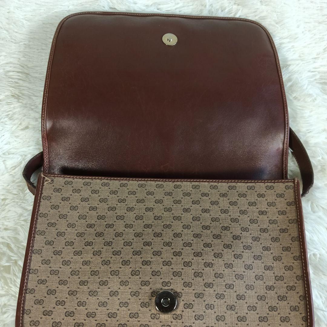 emission【GUCCI】グッチ　ショルダーバッグ　シェリーライン　✨