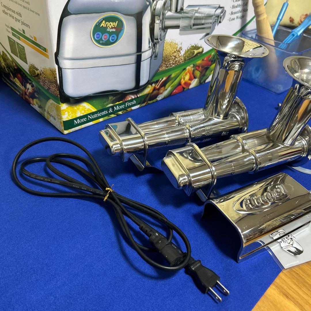 エンジェル　ジューサー ⚫︎追加で果物用ハウジングもお付けします　低速圧縮搾り