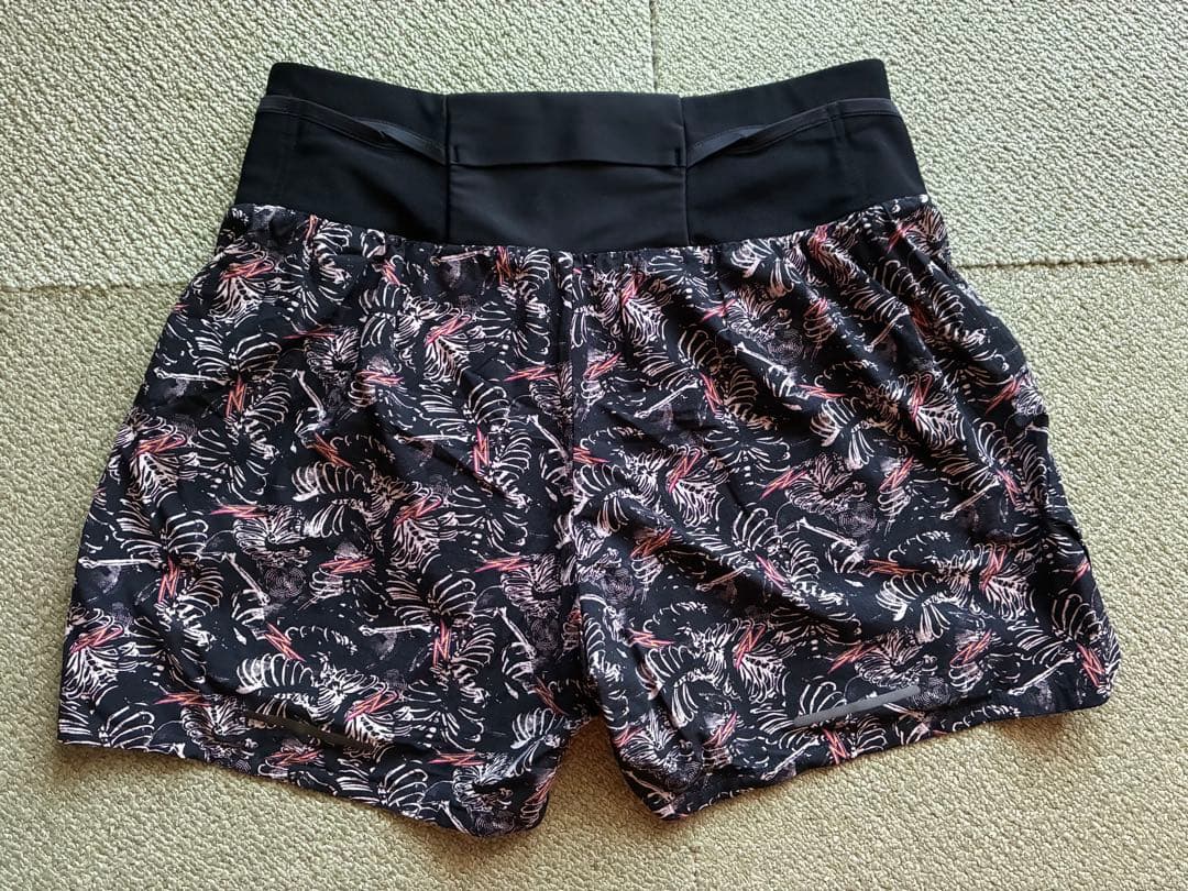 b*s様 【美品】エルドレッソ　アシックス　ランニングパンツ　Lサイズ