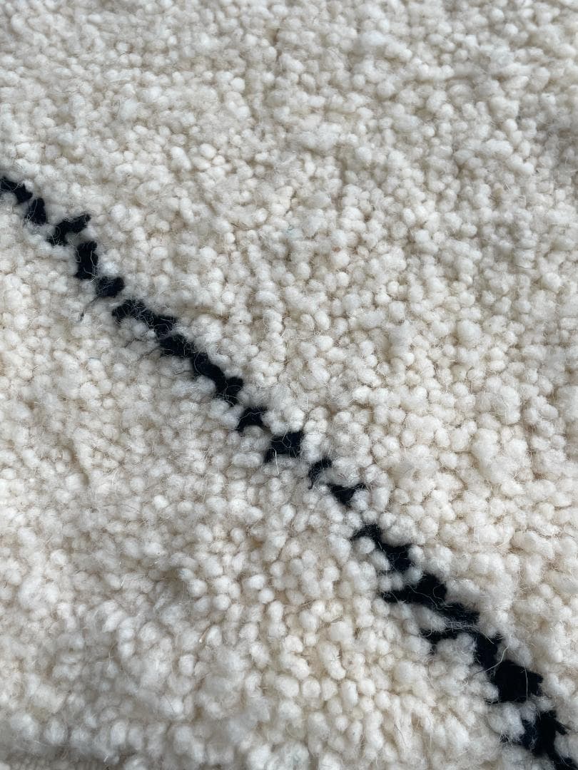 【Vintage Rug】184cm ×153cm　ベニワレン　ベルベル人