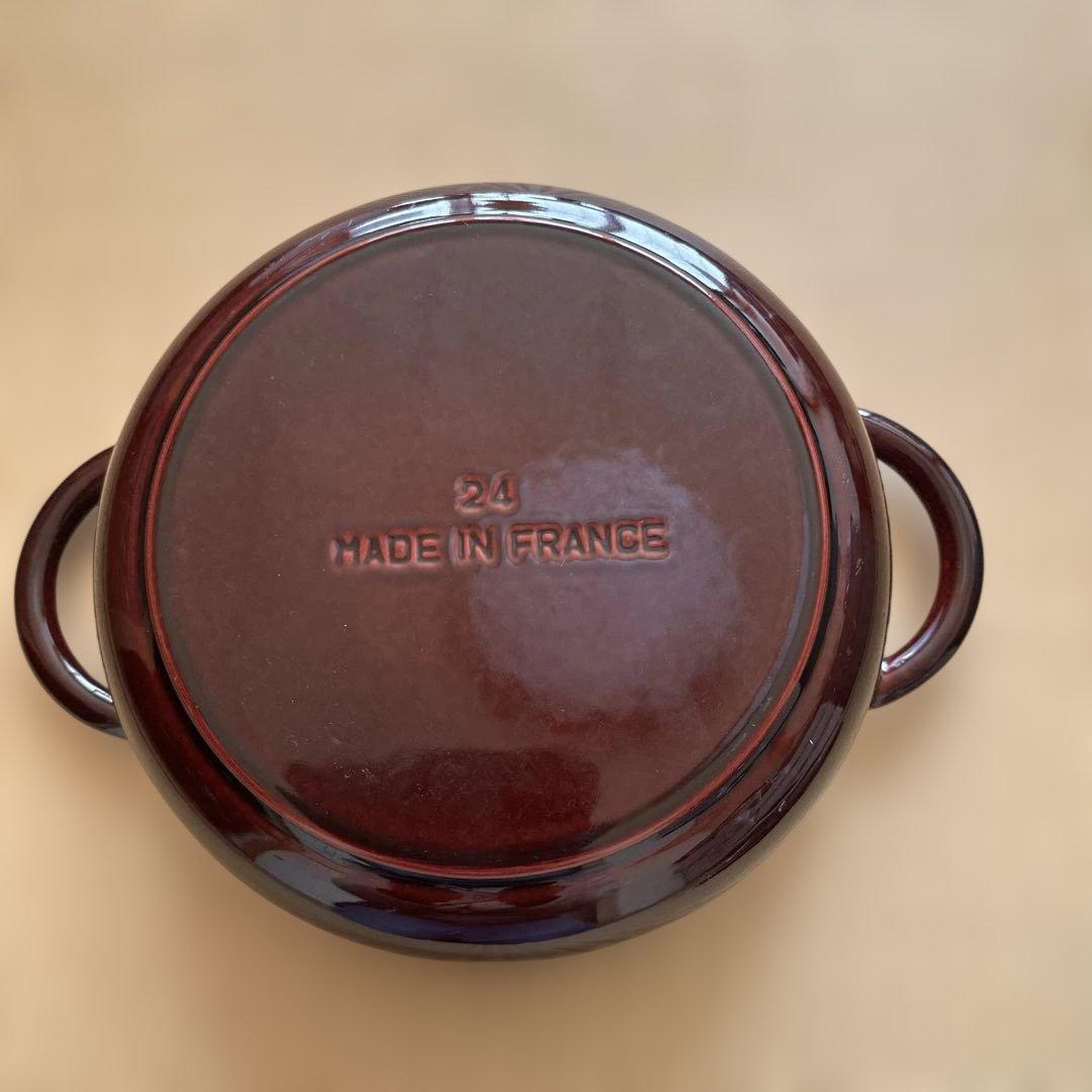 STAUB 鋳鉄製 両手鍋 24cm ダークレッド おまけ付