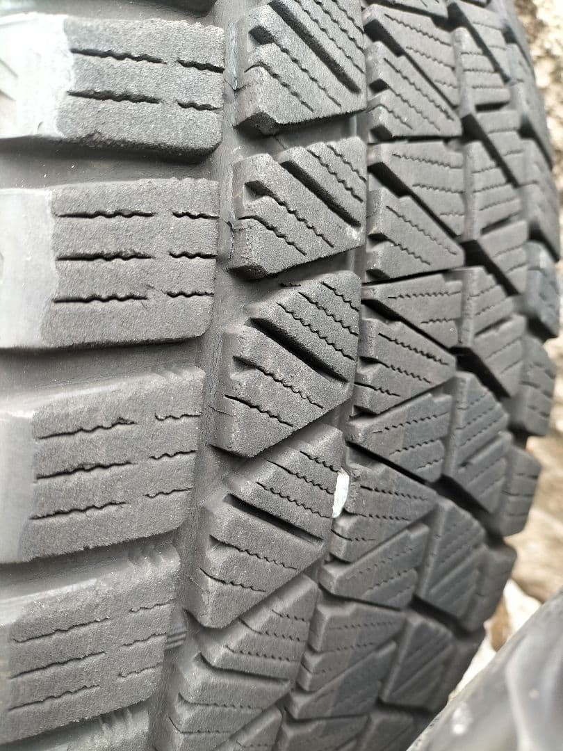 【送料無料】★225/55R18★スタッドレス★アルミホイール付★